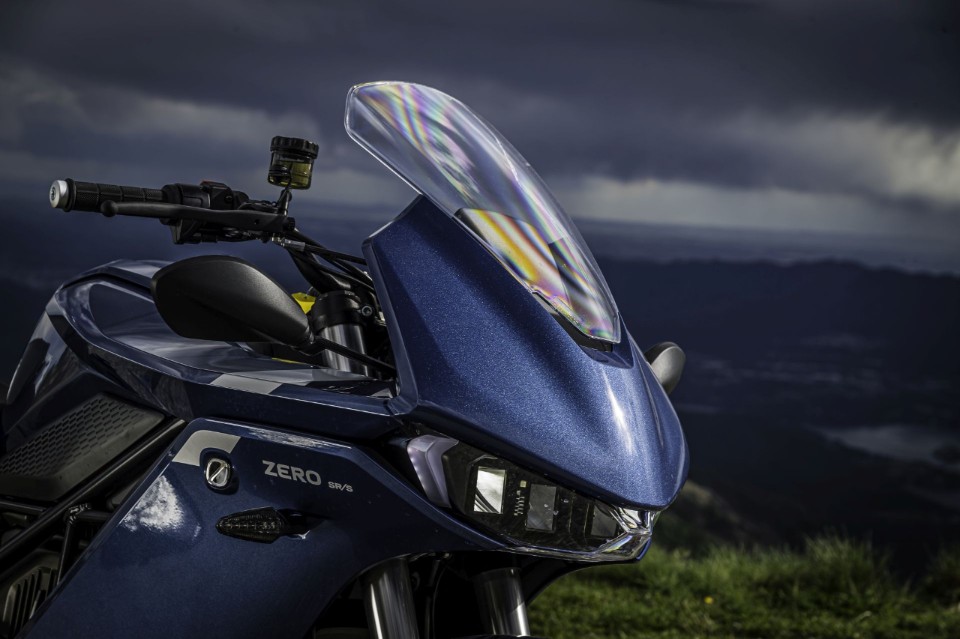 Zero SR/S: l'elisir di lunga STRADA