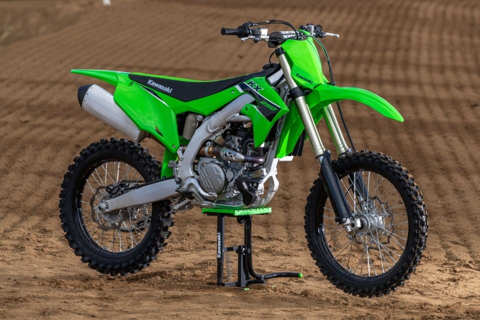 Prova Kawasaki KX250 MY23: born in the USA