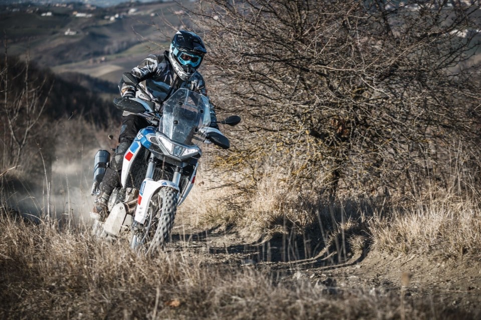 Aprilia Tuareg 660 VS Yamaha Ténéré 700: il richiamo del DESERTO