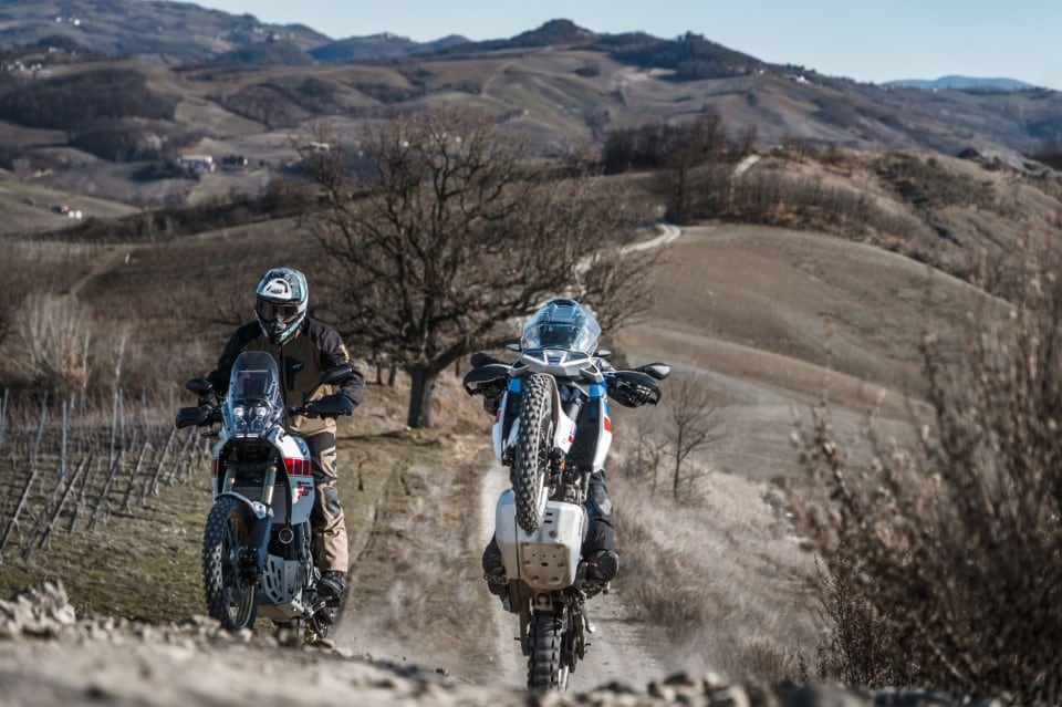 Aprilia Tuareg 660 VS Yamaha Ténéré 700: il richiamo del DESERTO