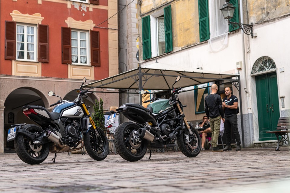 Benelli Leoncino 800 VS CFMOTO 700CL-X Heritage: prova a prendermi!