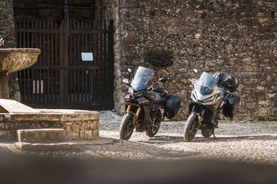 Honda NT1100 DCT VS Yamaha Tracer 9 GT: viaggiatori cercasi