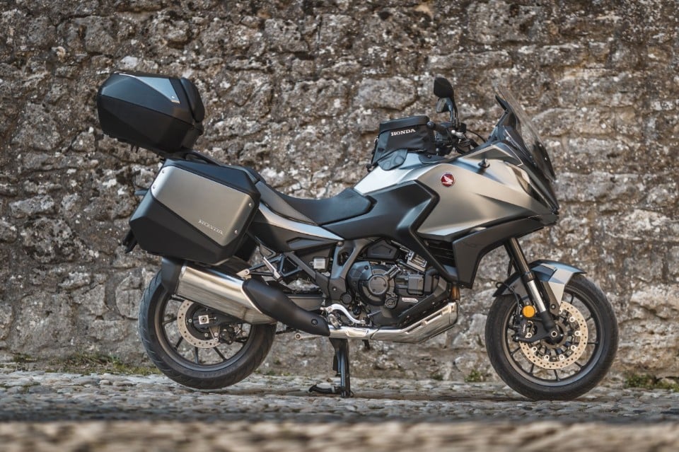 Honda NT1100 DCT VS Yamaha Tracer 9 GT: viaggiatori cercasi