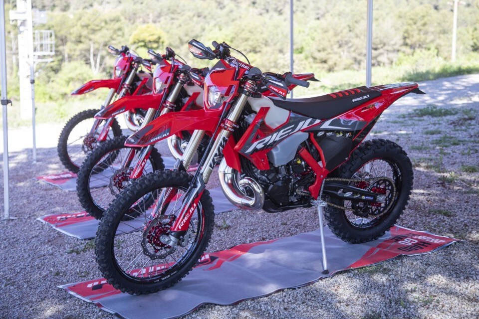 Prova Rieju MR300i Racing e Pro MY2026 - VIDEO