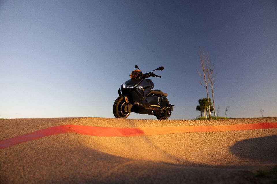 Trova il tuo stile sulle due ruote con le proposte BMW Motorrad