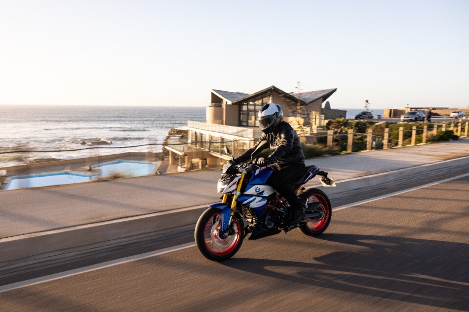 Trova il tuo stile sulle due ruote con le proposte BMW Motorrad