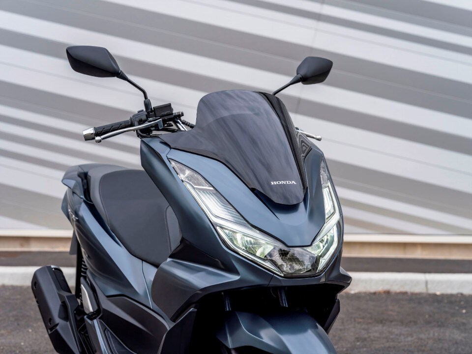 Nuovo Honda PCX125: sempre più ricco