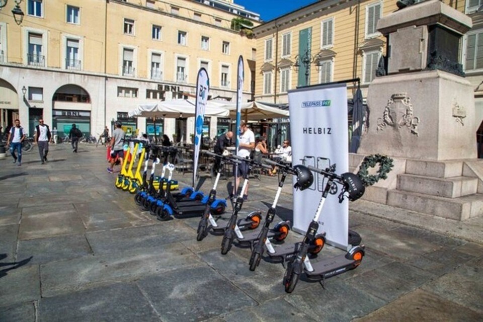 I monopattini in sharing sbarcano anche a Parma