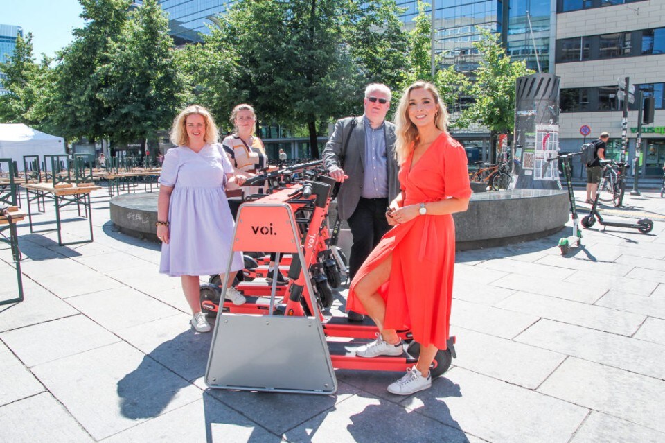 Parcheggiare monopattini nelle rastrelliere? Migliora gli spazi comuni