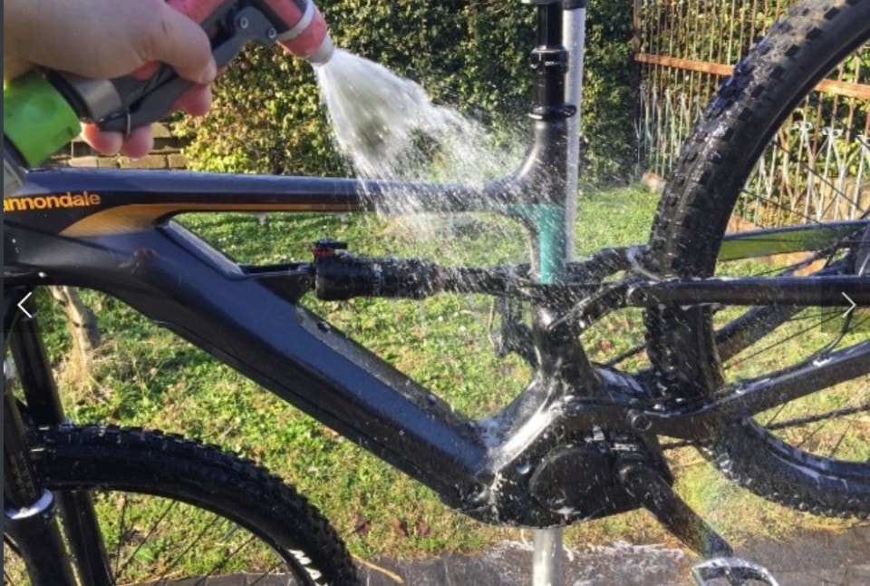 Pulizia e-bike: scopri come lavare una e-bike 