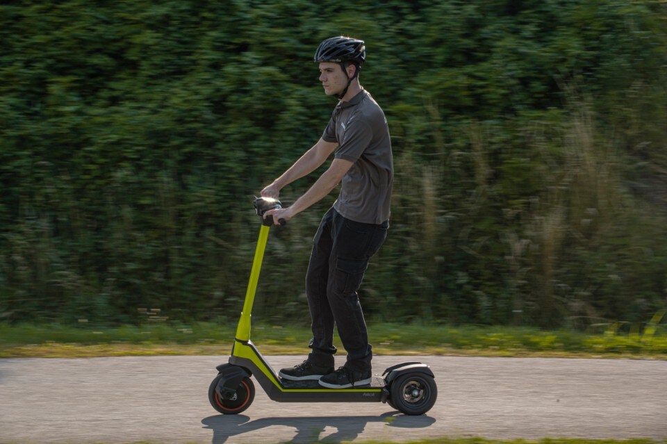 Askoll e.sco: il NUOVO monopattino a tre ruote