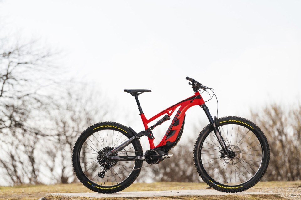 Nuove e-bike Ducati 2022, c’è anche la Futa da strada