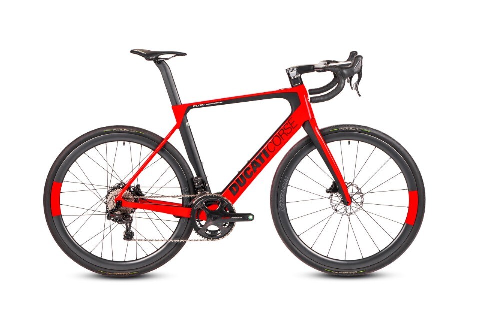 Nuove e-bike Ducati 2022, c’è anche la Futa da strada