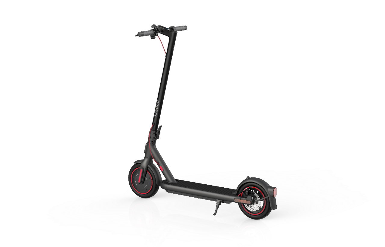 Xiaomi Electric Scooter 4 Pro arriva in Italia