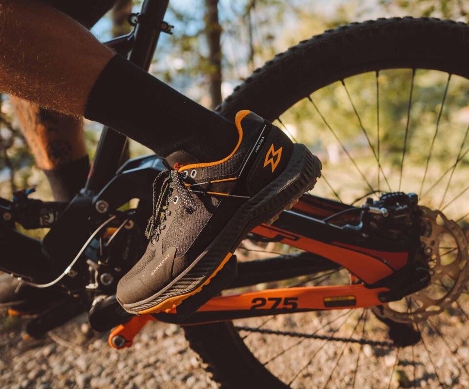 Garmont 9.81 HI-RIDE: la scarpa ibrida per biking e hiking
