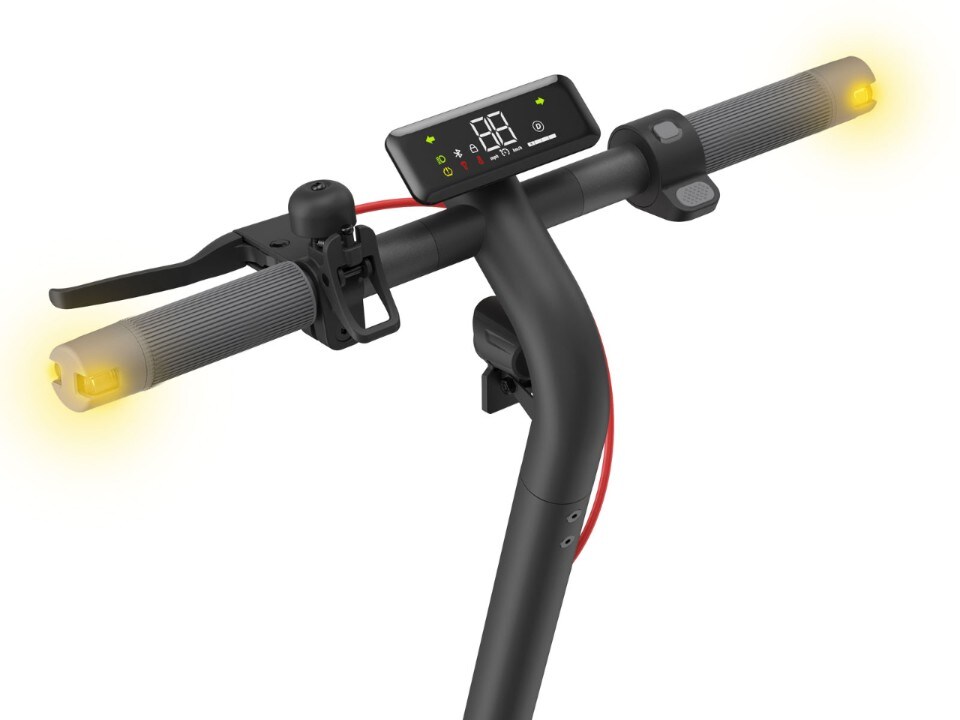 Navee V40, il monopattino elettrico da 40 km di autonomia