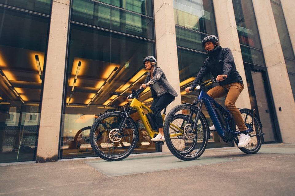 FLYER Goroc TR:X, l'e-bike con motore e cambio gearbox integrato Pinion E-Drive