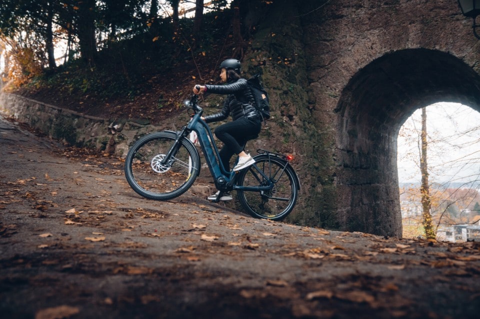 Husqvarna Grand Pather, batteria da 720 Wh per un’autonomia senza pensieri