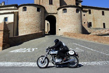 Aperte le iscrizioni al Motogiro 2006