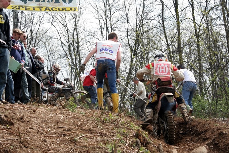 Green Pistons 2008: fango per tutti