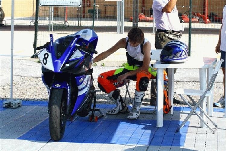 Yamaha R125 Cup/4, Busca: il diario di Marco