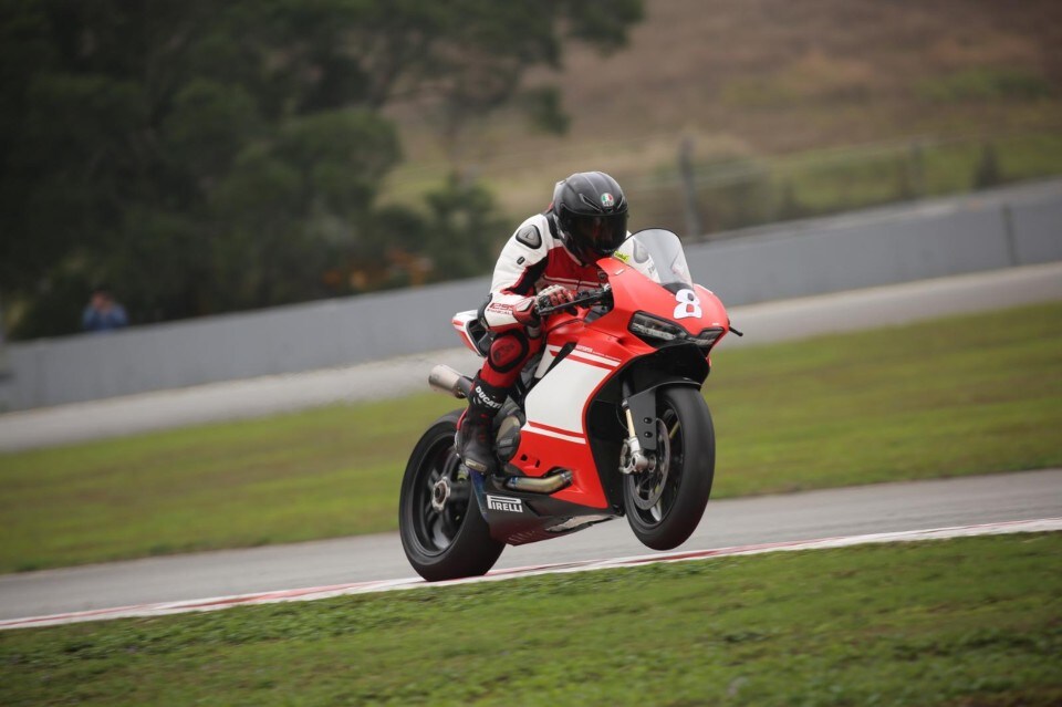 Ducati 1299 Superleggera: eccola in gara!