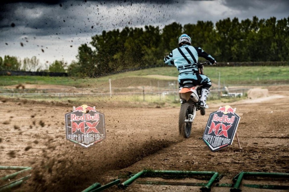 Red Bull MX Superchampions: la carica dei 400