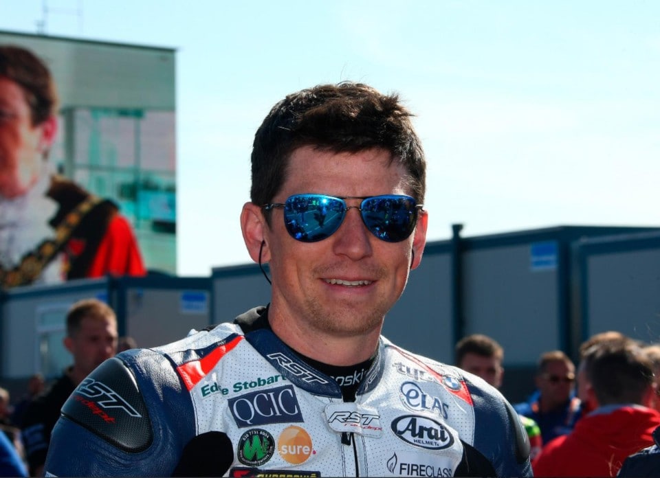 Incidente al Tourist Trophy, moure Kneen