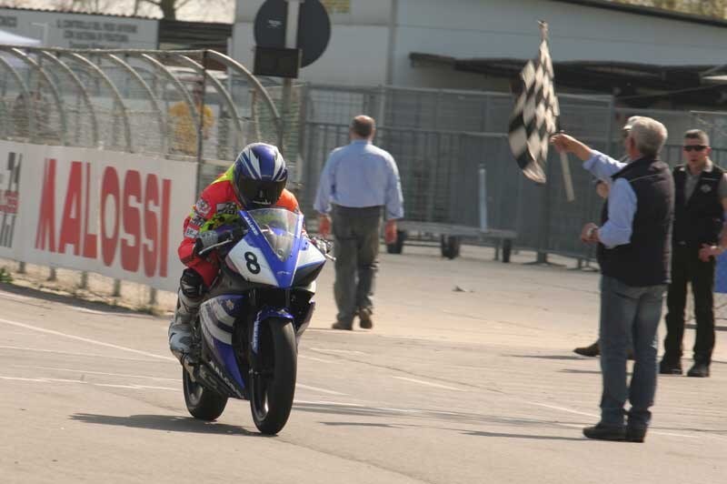 Yamaha R 125 Cup Pomposa/1: "La mia prima volta"