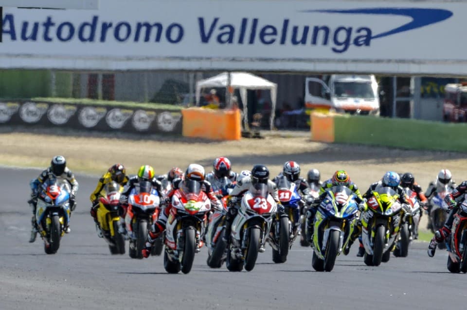 CIV Vallelunga: motori al massimo per la prima