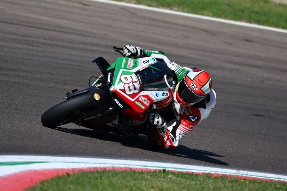 Ducati supporta i piloti impegnati nel CIV Superbike 2026 con la Panigale V4