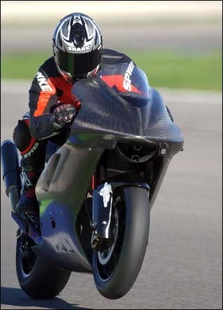 Test Valencia: ok Max, meglio Barros