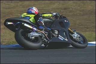 Hayden debutta sulla Rc211V