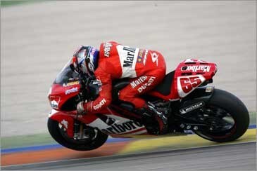 Test Valencia 2: va forte Biaggi