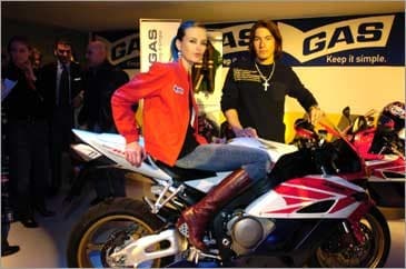 Hayden pilota Honda con Gas