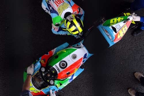 La Yamaha M1 si veste da 500