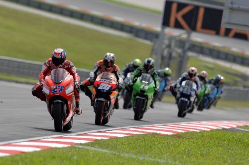 Valencia Q1: Stoner, Lorenzo e Faubel