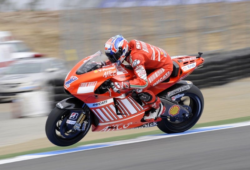 Laguna Seca: Stoner da record