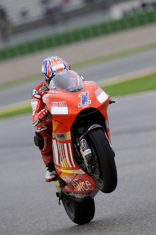 Valencia: vincono Stoner, Simoncelli e Corsi!