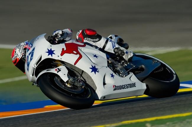 Stoner a Valencia: questa Honda è dolce