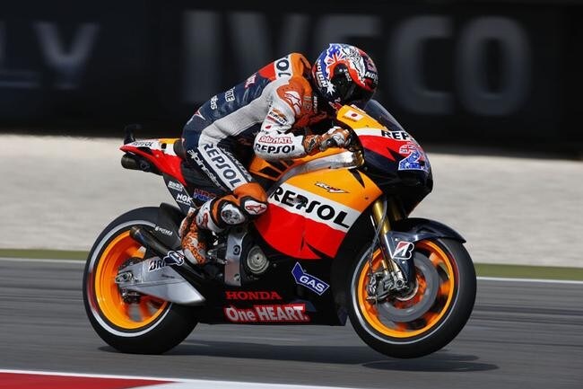 Aragon MotoGP FP2: Stoner perentorio