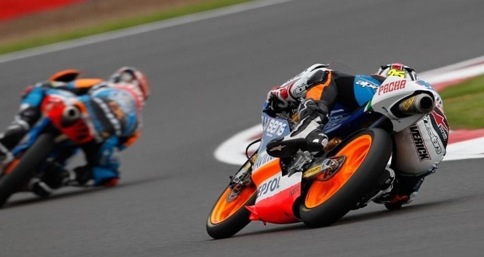 Moto3 Silverstone QP: Vinales pole "massacrante"