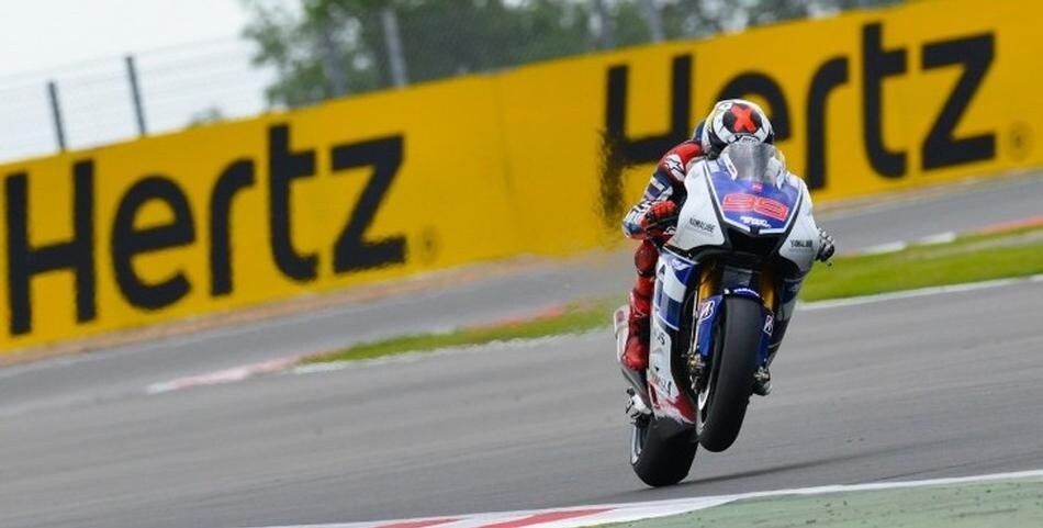 MotoGP Silverstone GP: Lorenzo "the king"