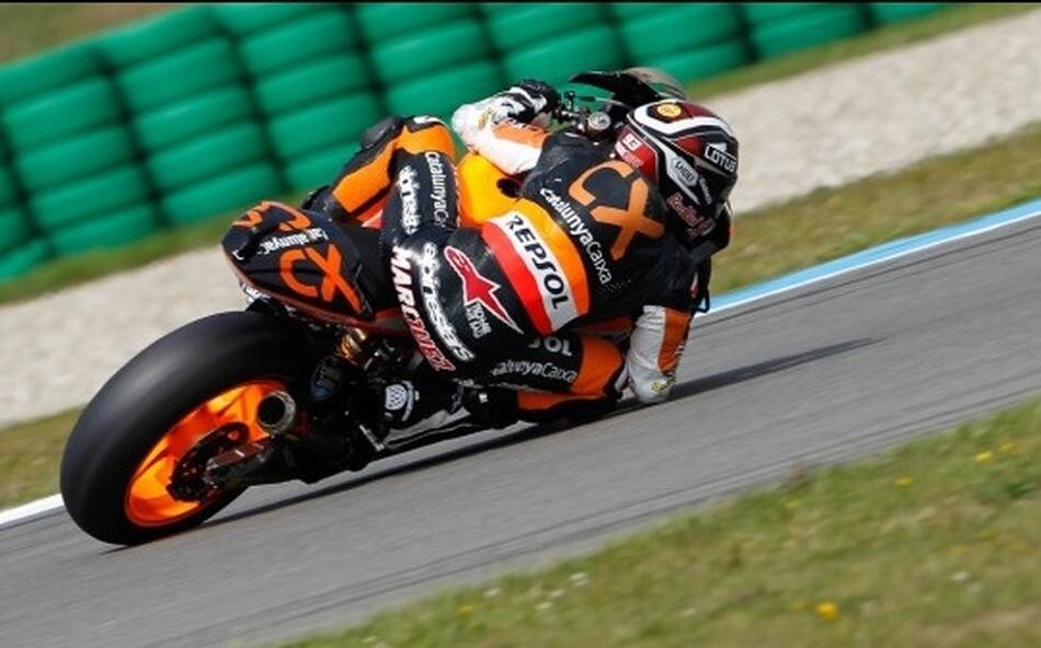 Moto2 Assen GP: Marquez "sgomita" e vince