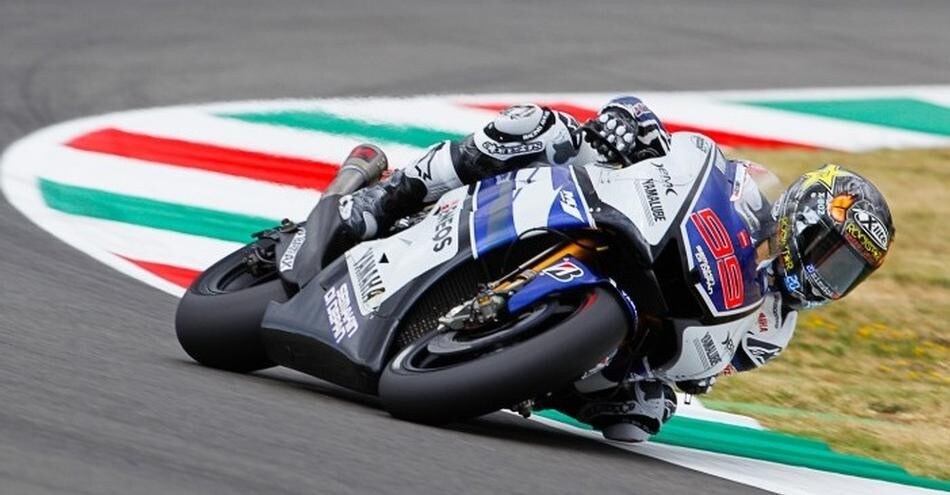 MotoGP Mugello GP: Lorenzo trionfa e allunga