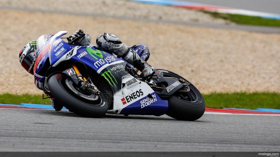 MotoGP, Silverstone: la scommessa della Yamaha