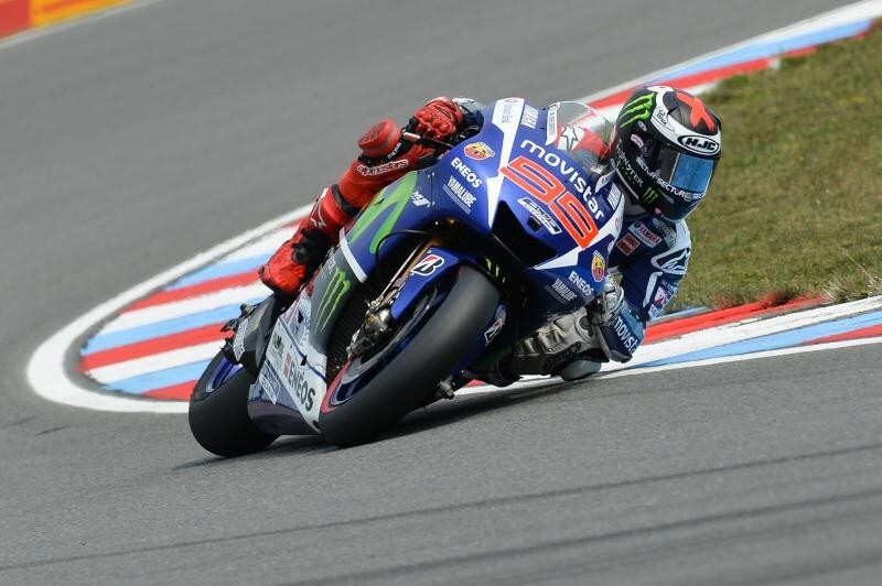 MotoGP, Brno: Lorenzo domina, Rossi adesso trema