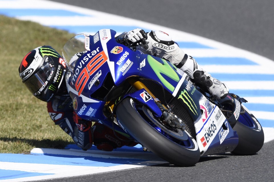 MotoGP, Motegi: Lorenzo pole per 81 millesimi su Rossi