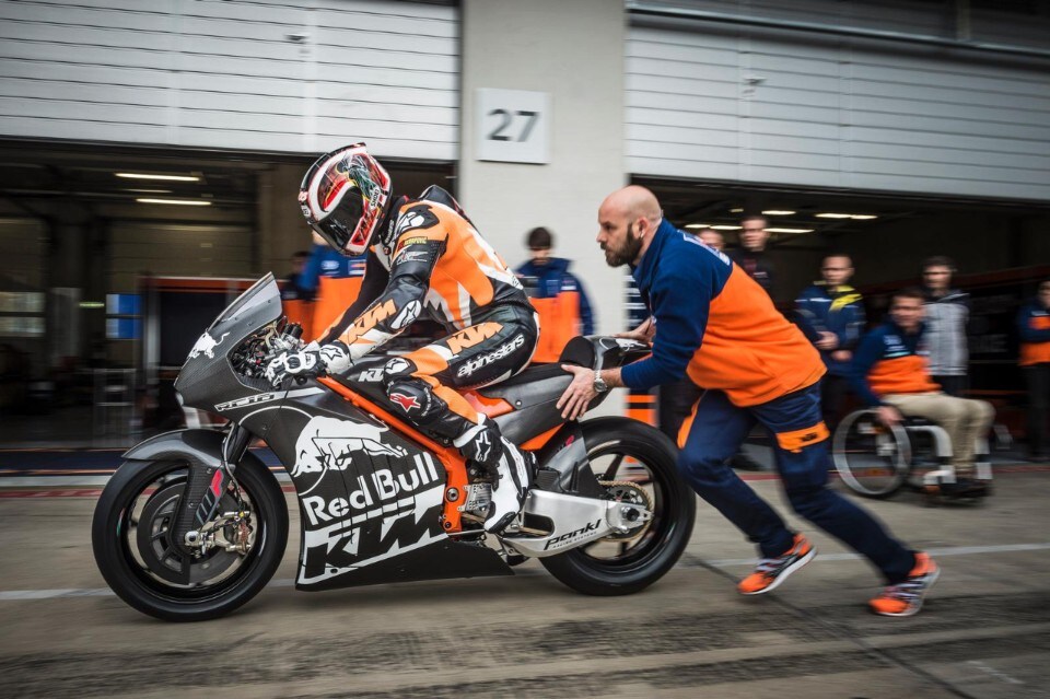 MotoGP: KTM muove i primi velocissimi passi