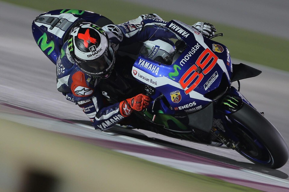 MotoGP Qatar, FP1: Lorenzo detta legge